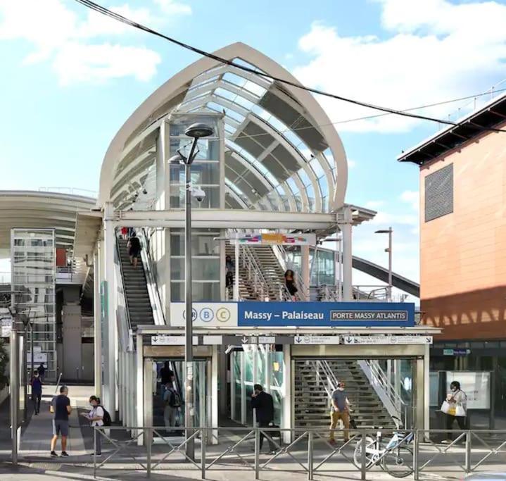 شقة Superbe T2 Proche De La Gare Rer Tgv Massy Palaiseau المظهر الخارجي الصورة