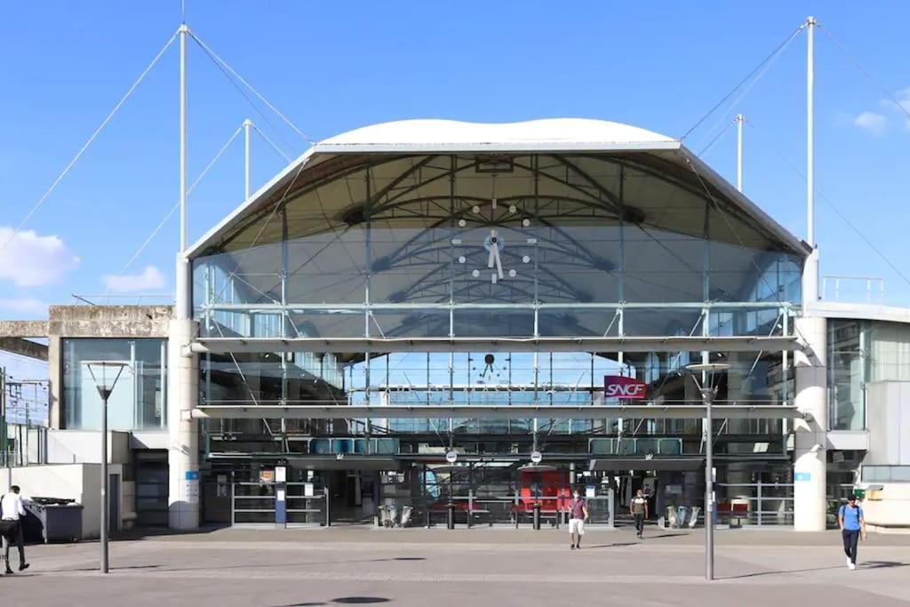 شقة Superbe T2 Proche De La Gare Rer Tgv Massy Palaiseau المظهر الخارجي الصورة